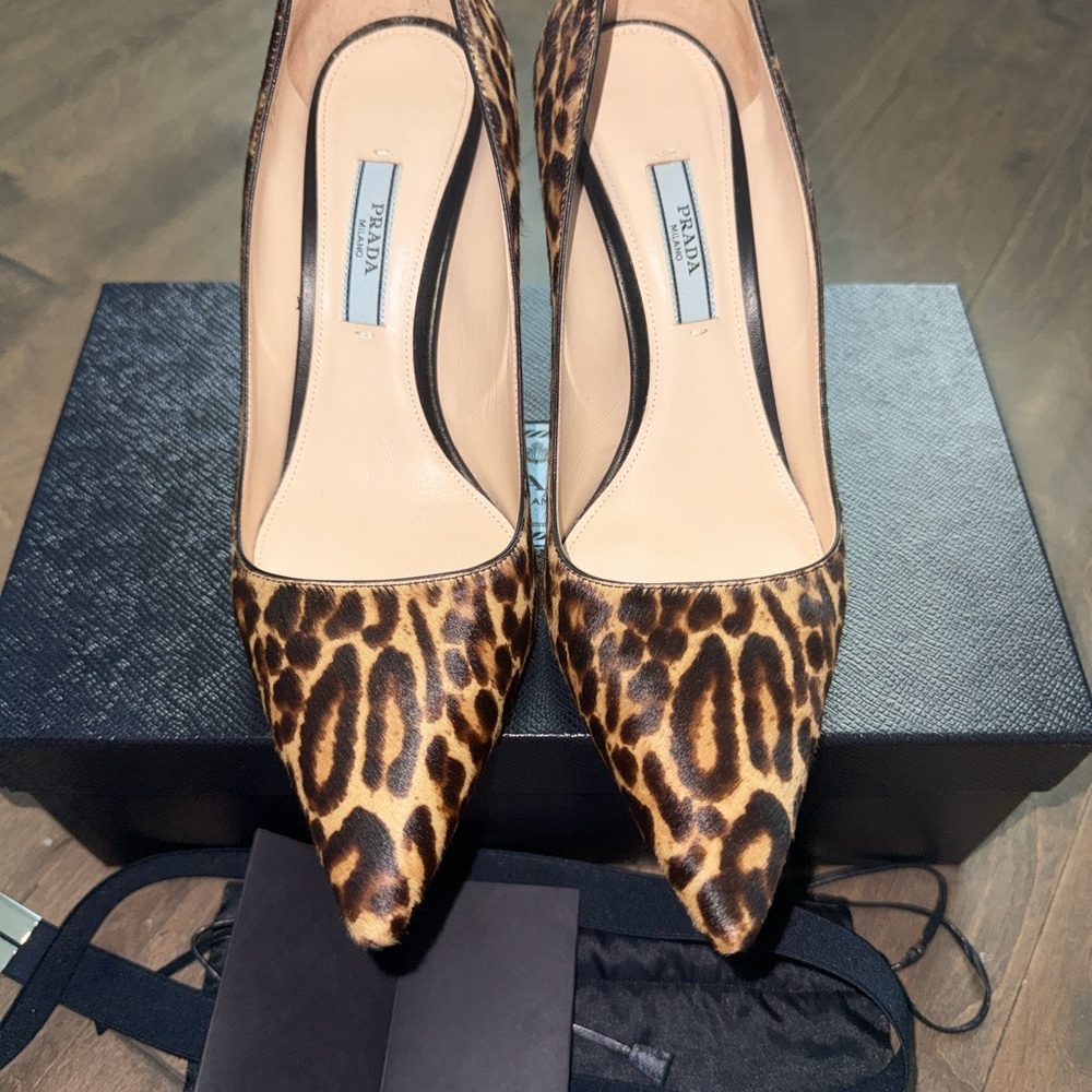 Prada Brown Kitten Heel Pumps with Leopard Print